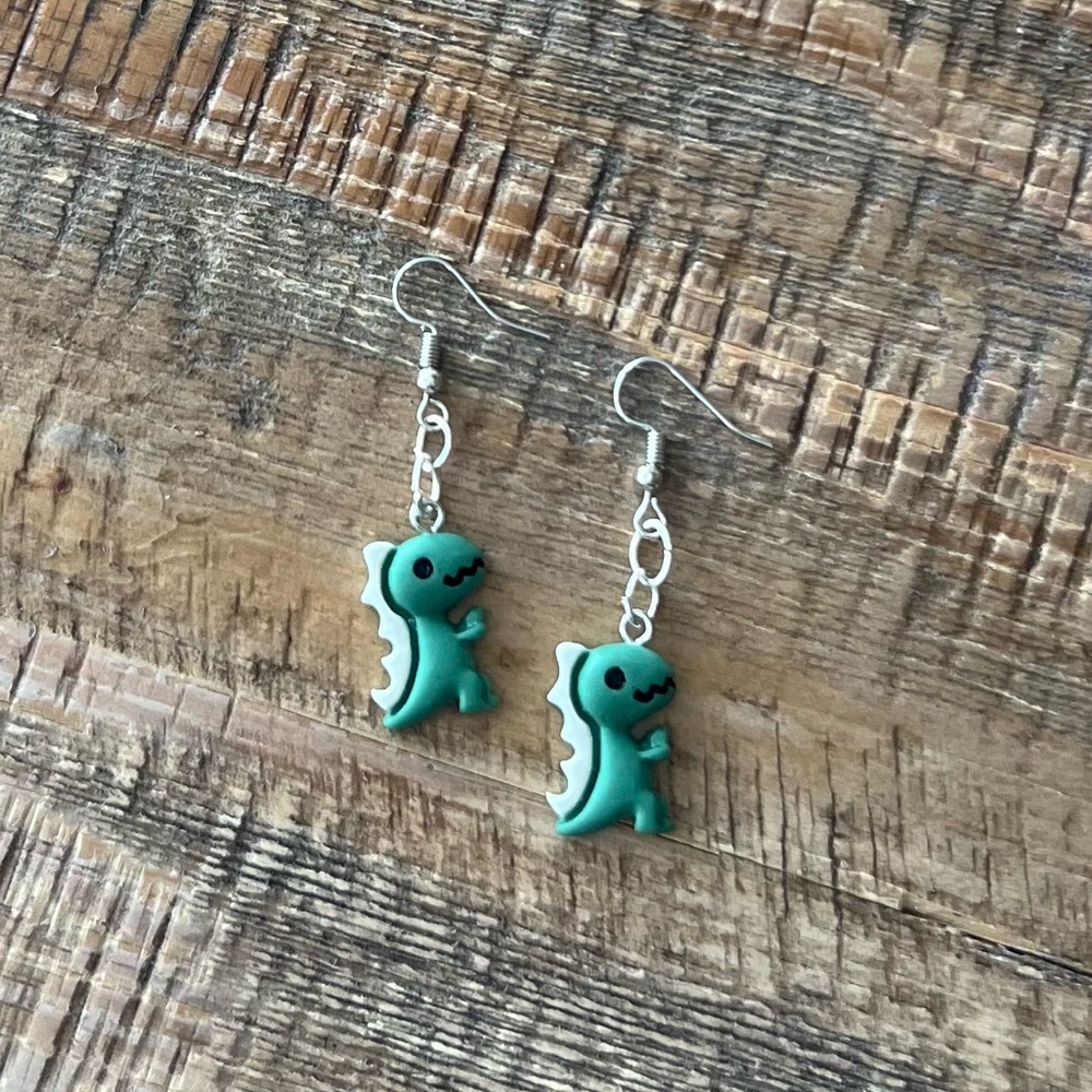 Green Dino Drop Earrings – Hypoallergenic Hooks